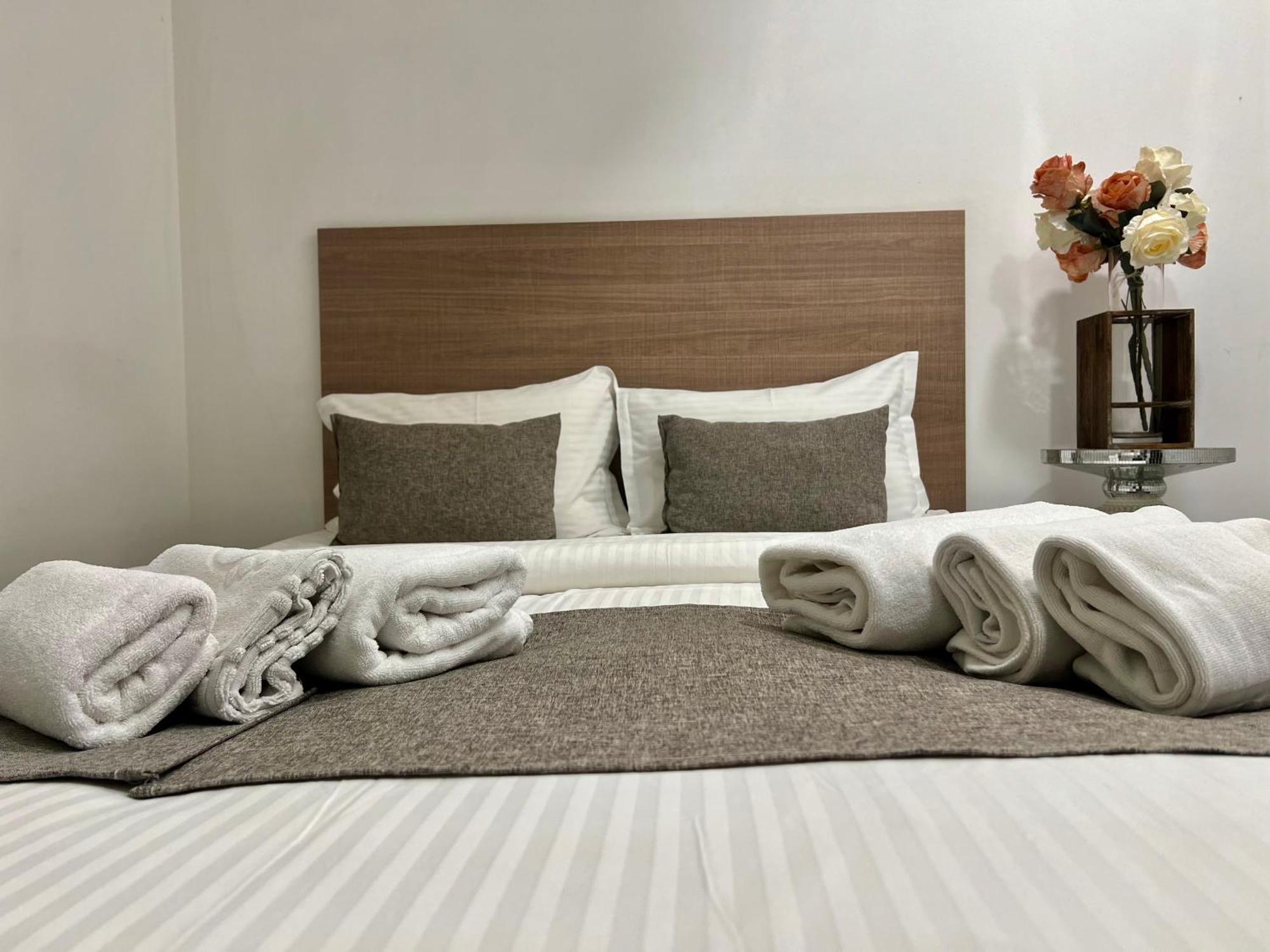 Yvn Tumanyan Apart-Hotel Jereván Kültér fotó