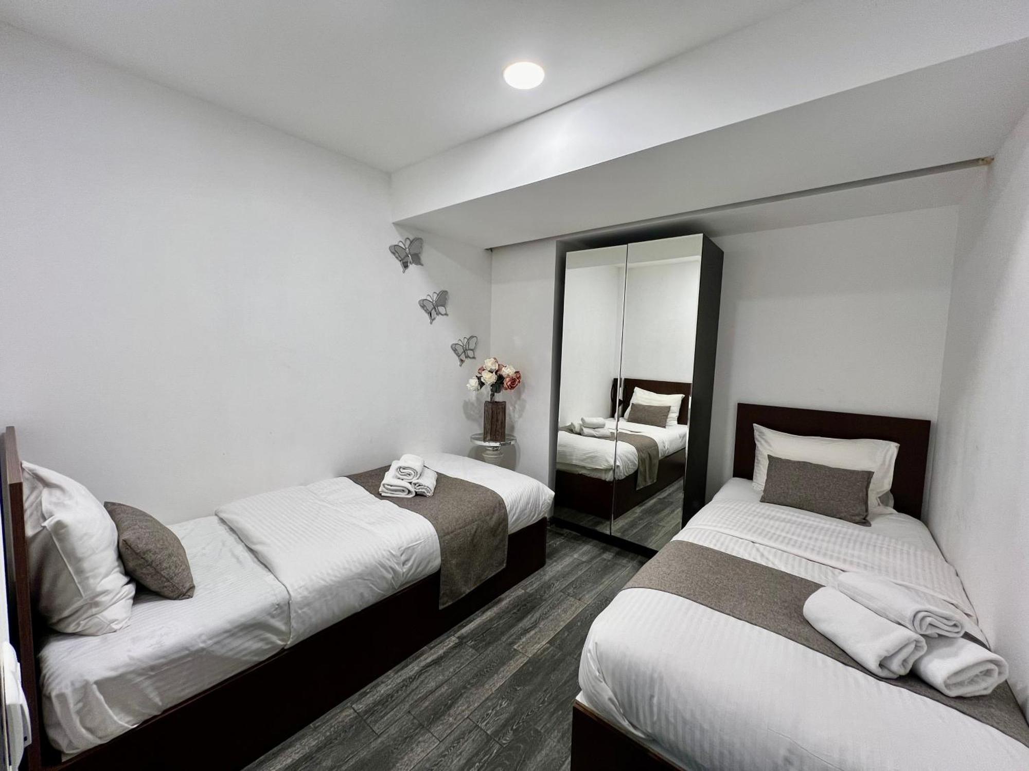 Yvn Tumanyan Apart-Hotel Jereván Kültér fotó