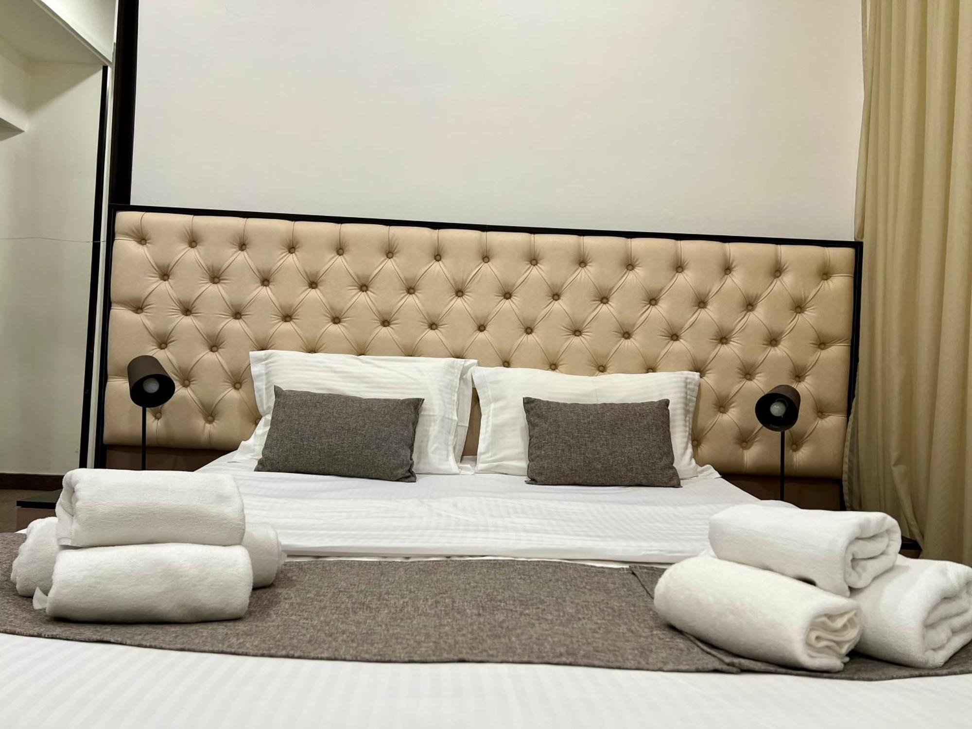 Yvn Tumanyan Apart-Hotel Jereván Kültér fotó